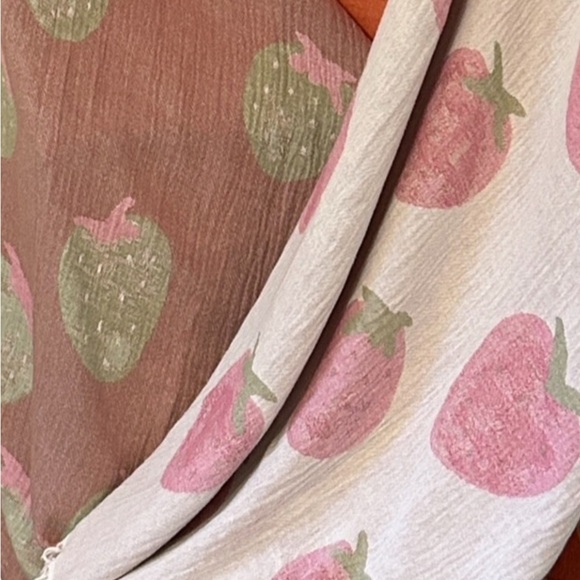 Organic Cotton Strawberry Wrap Travel Blanket Swim Sarong Hand Loom Weave NEW! - Picture 6 of 17